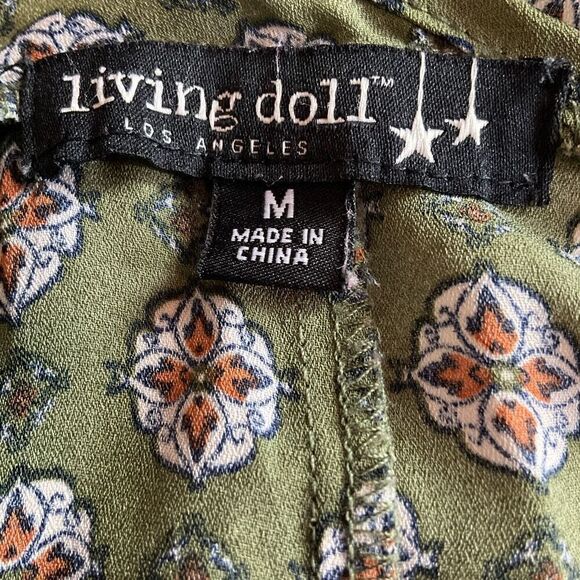 Living Doll Blouse V-Neck Short Cuffed Sleeve Green White Medallion Print Medium - Picture 3 of 8